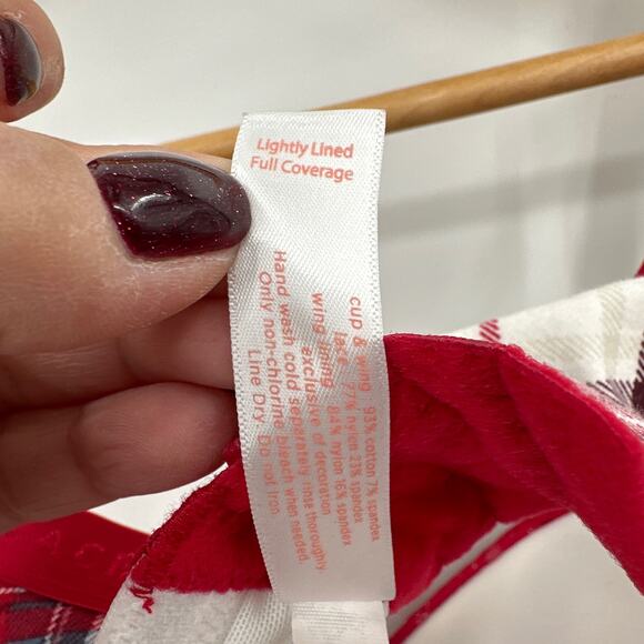 Cacique Lightly Lined Full Coverage Red Plaid Bra Size 46D - Picture 4 of 4